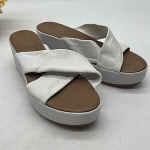 SAB Made in Italy White cross cross platform sandals Sz 9. FFT2439F